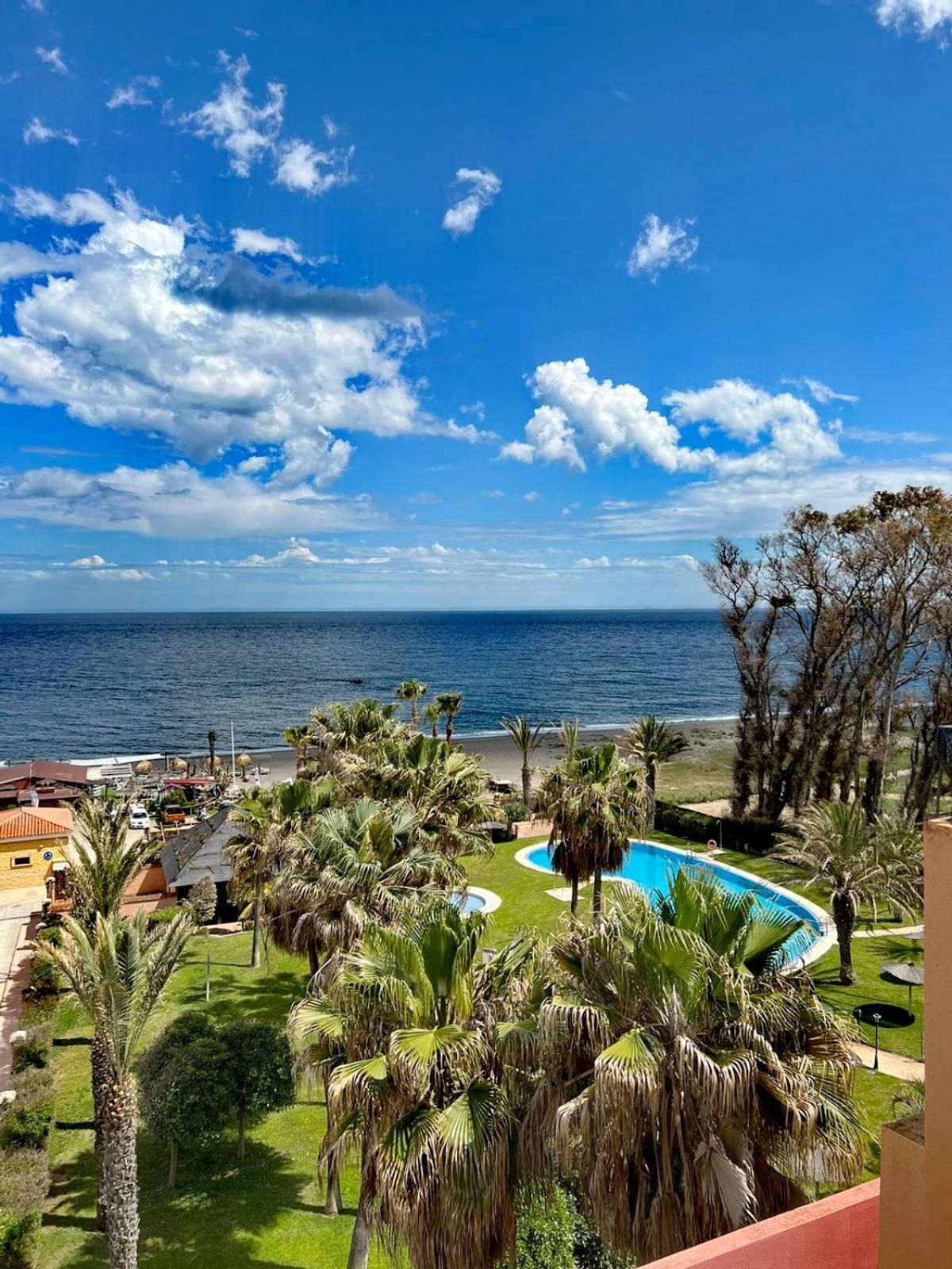 Cn-340 Suites Estepona Exterior foto